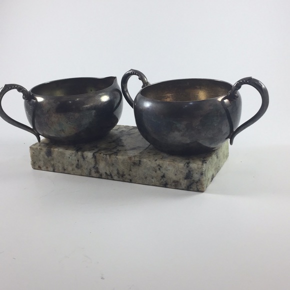 Cream and Sugar Set - Picture 2 of 5